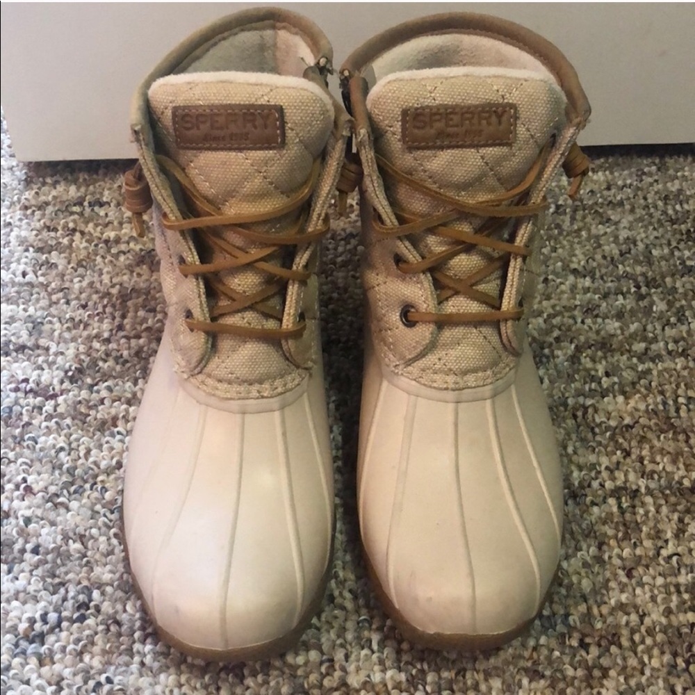 Sperry quilted saltwater duck boots